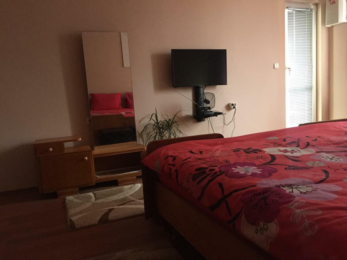 Apartamento Апартамент За Гости 